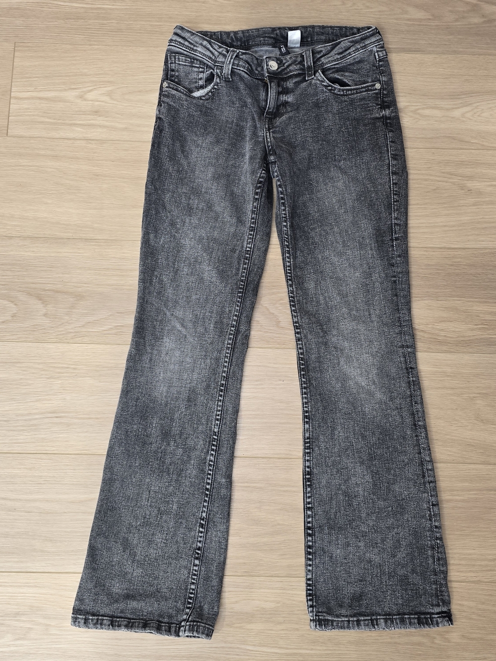 ​H&M Divided Women's Acid Wash Low-Rise Bootcut Jeans